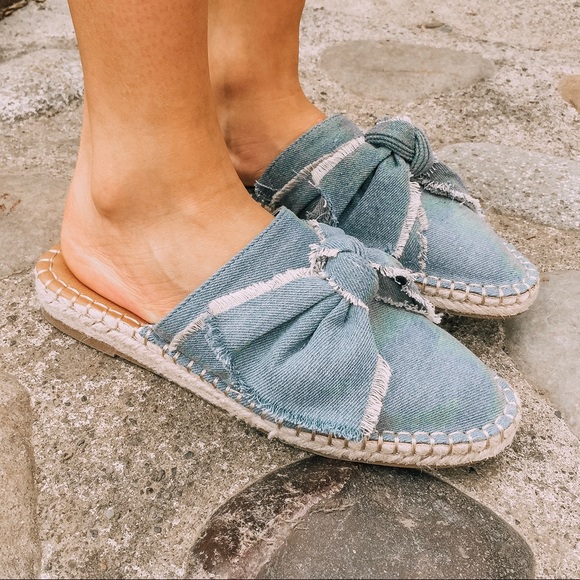 DV TARGET Bow Mules - Picture 4 of 8